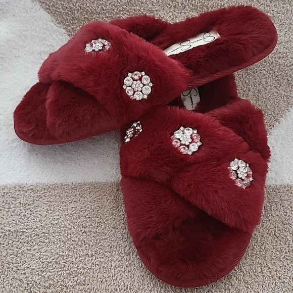 JESSICA SIMPSON Burgundy Fur/Rhinestone House Slippers Slides Size S 6-7 - Picture 2 of 8